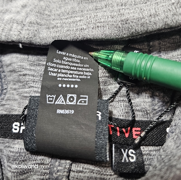 NWT Spyder Women's Gray Hoodie Sweater Size XS - Picture 9 of 11